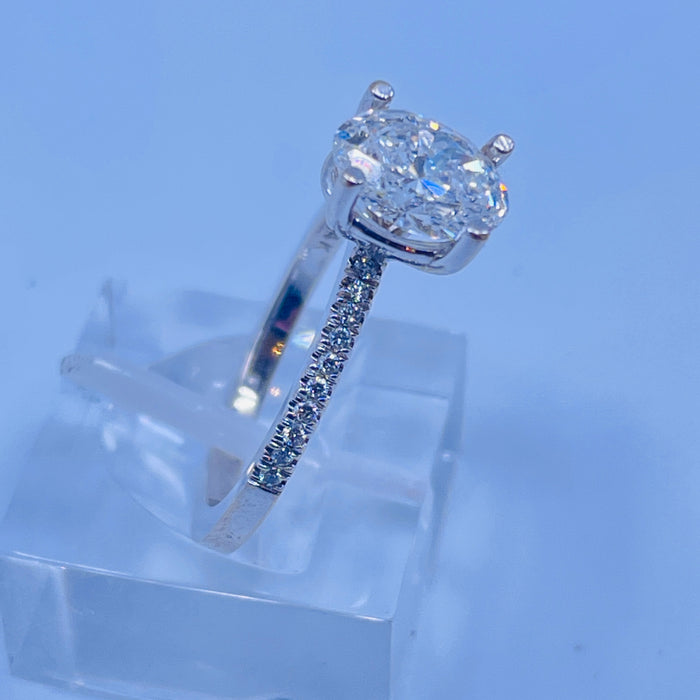 14kt White Gold 1.01ct E VS2 Oval lab grown diamond ring with.20ctw side diamonds IGI LG483197521