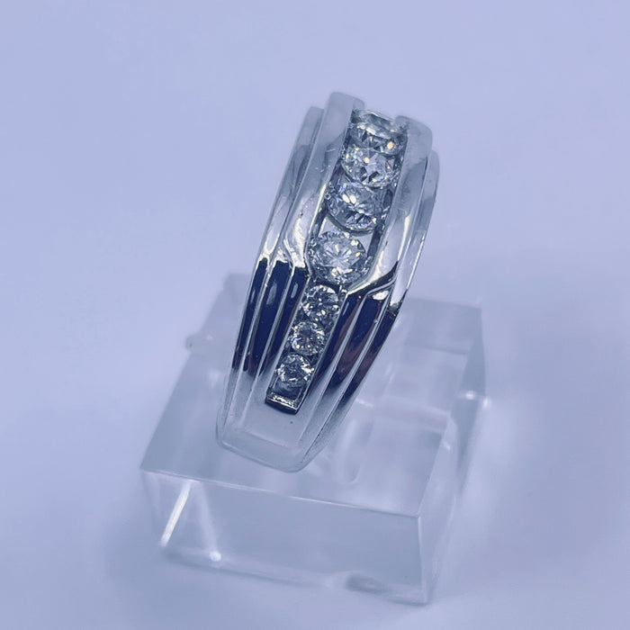 14kt White Gold Diamond band 1ctw