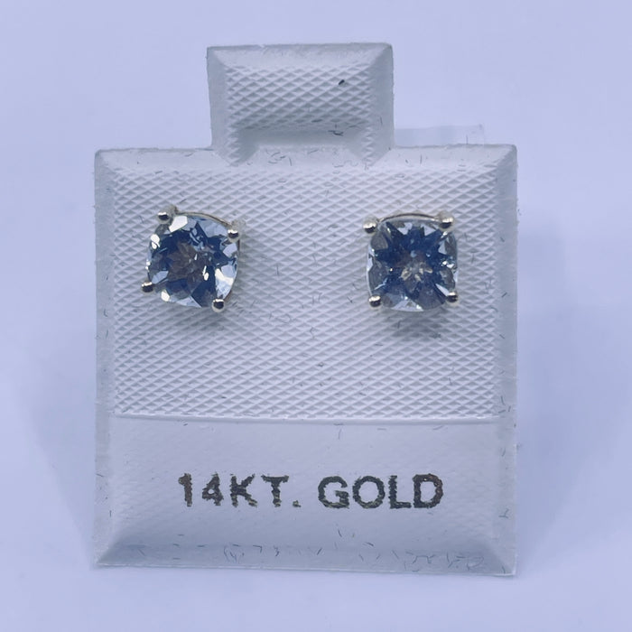 14kt Yellow Gold Square Aquamarine Stud Earrings