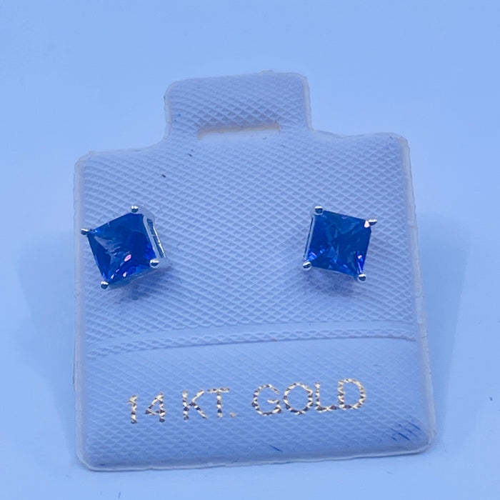 14kt White Gold Amethyst square Earrings
