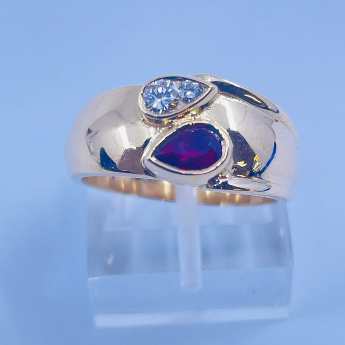 14kt Yellow Gold pear shaped Ruby and Diamond Ring