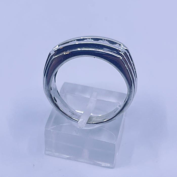 14kt White Gold Diamond band 1ctw