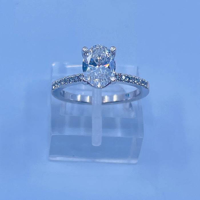 14kt White Gold 1.01ct E VS2 Oval lab grown diamond ring with.20ctw side diamonds IGI LG483197521