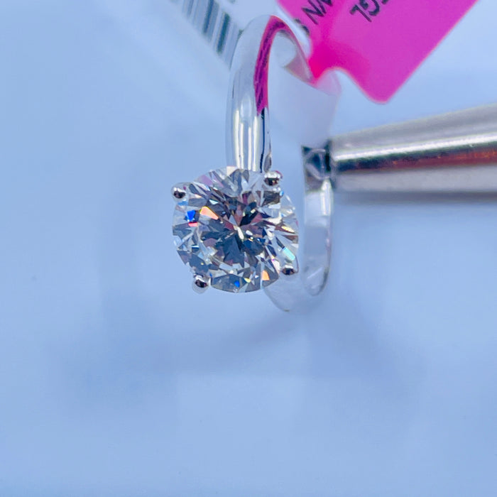 14kt White Gold 2.00ct VVS Round lab grown Diamond Solitaire