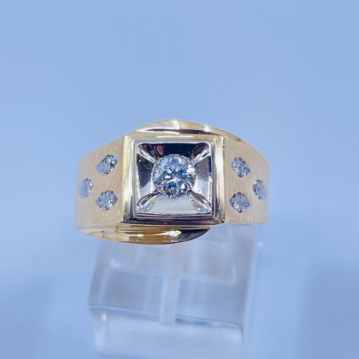 14kt Yellow Gold Men’s diamond ring