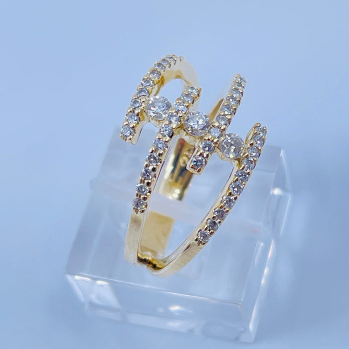 14kt Yellow Gold Diamond Ring