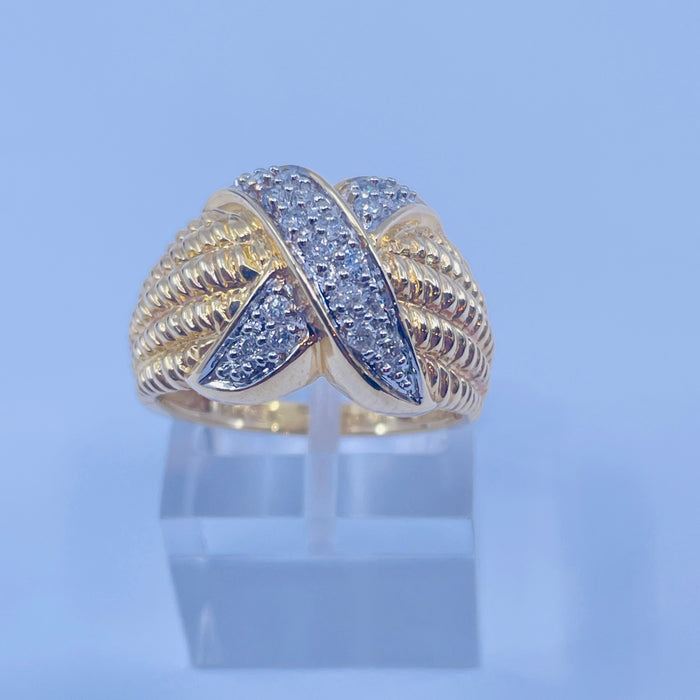 14kt Yellow Gold Diamond X Fashion ring