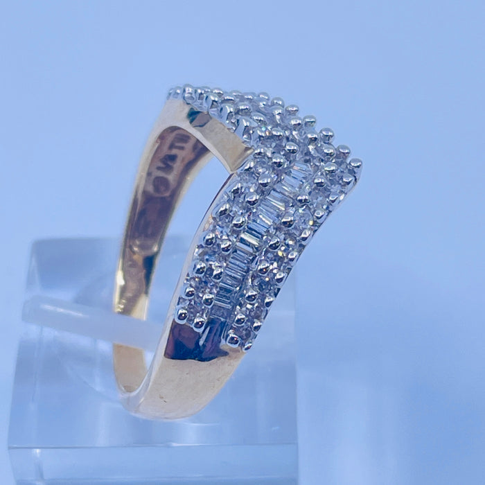 10kt Yellow Gold 1/2ctw  Diamond Fashion Ring