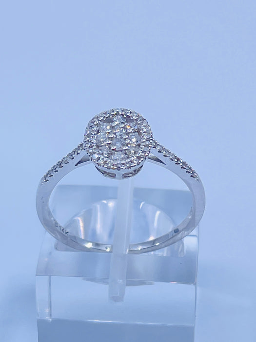 14kt White Gold .32ctw Diamond Ring