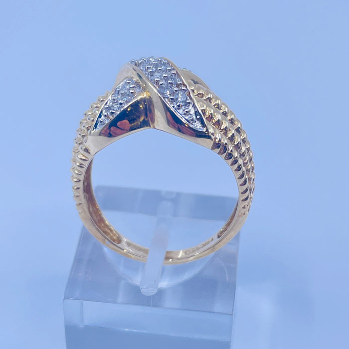 14kt Yellow Gold Diamond X Fashion ring