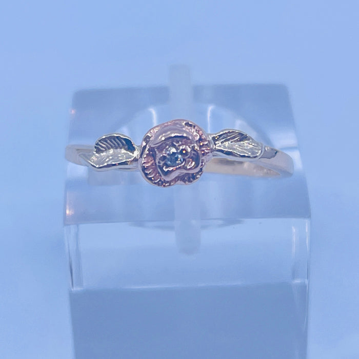 10kt Tricolor Gold Diamond Rose and Leaf Ring