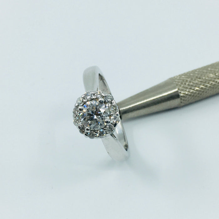 14kt White Gold Round Diamond Halo Engagement Ring