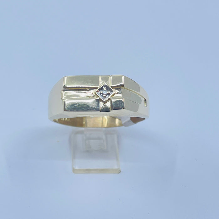 10kt Yellow Gold Diamond Ring .03ct