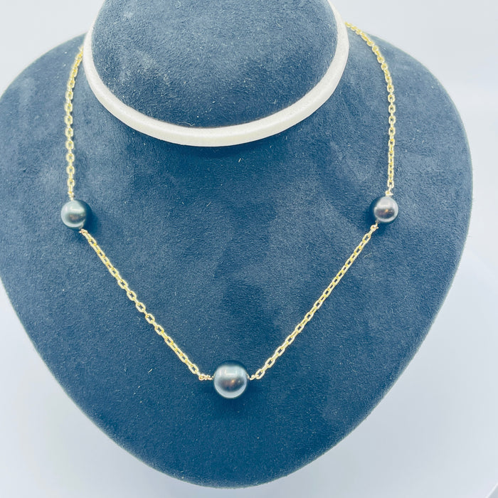 14kt Yellow Gold 20” 3 Tahitian Pearl station Necklace
