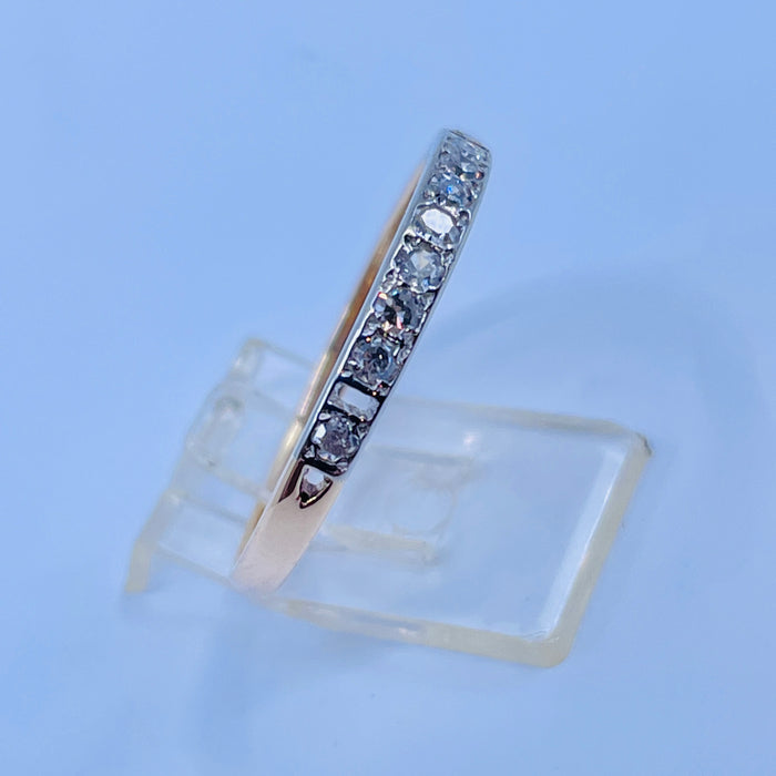 14kt TuTone Vintage 9 Diamond band