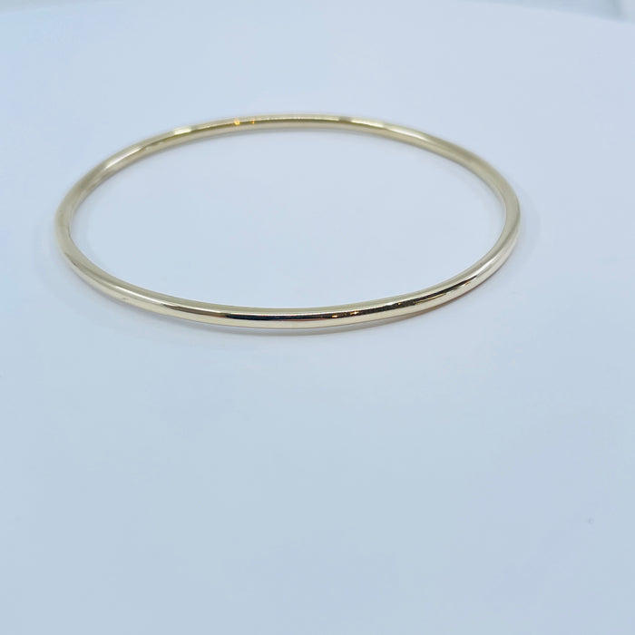 14kt Yellow Gold Solid 7 3/4” 2.4mm Bangle Bracelet