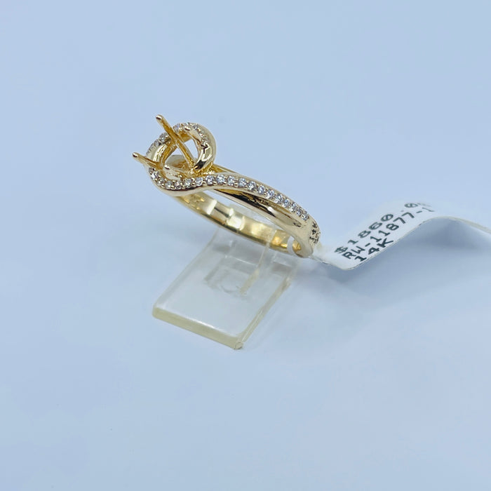 14kt Yellow Gold .20ctw 39 diamond engagement ring