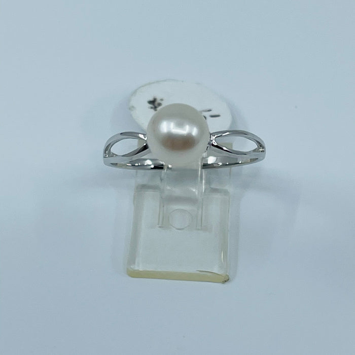 14kt White Gold open shank 6.8mm Pearl Ring