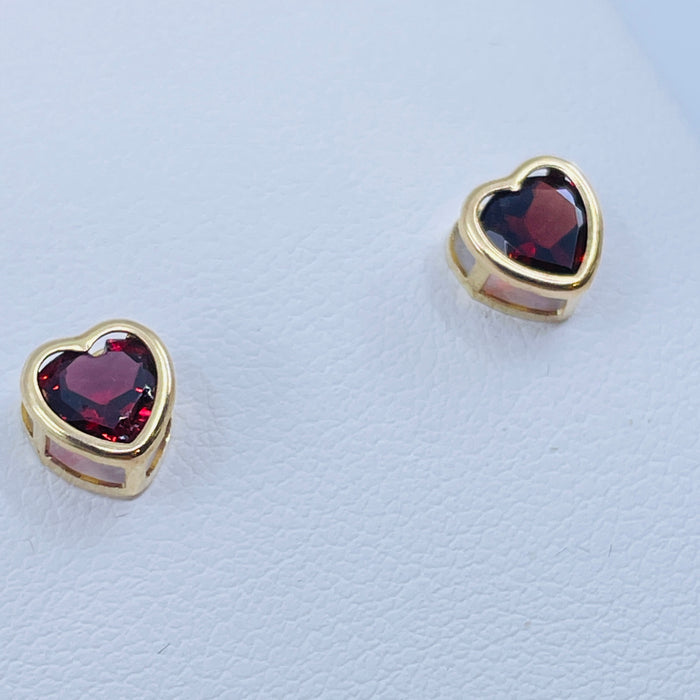 14kt Yellow Gold heart shaped Garnet Earrings