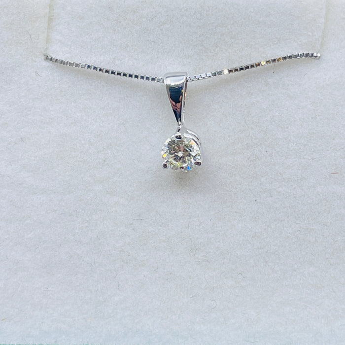14kt White gold .29ctw J/K SI2 Martini set round brilliant diamond pendant