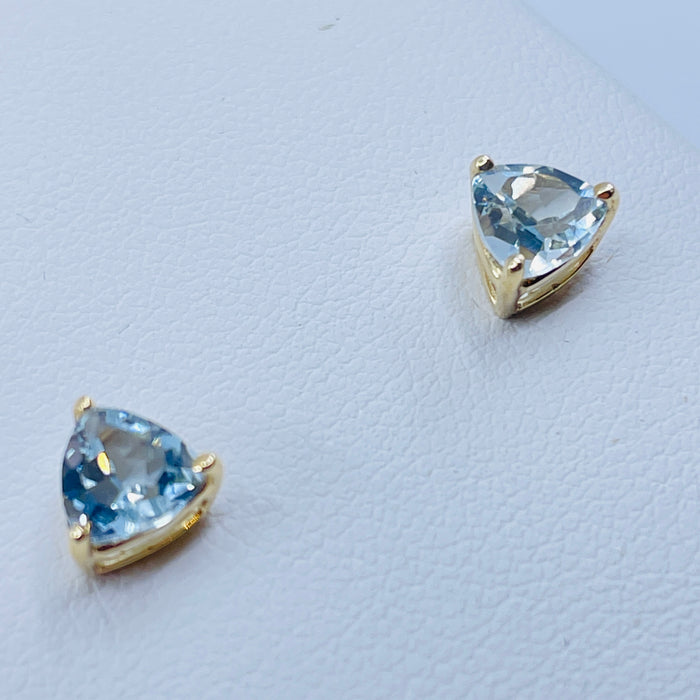 14kt Yellow Gold Trillion shaped Aquamarine Earrings