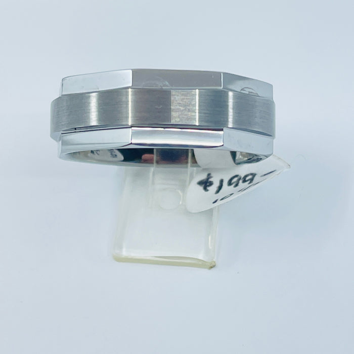 Tungsten carbide 8mm band size 10.5