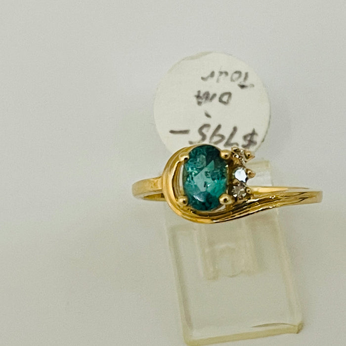 14kt Yellow Gold .55ct Oval Tourmaline 3 Diamond Ring
