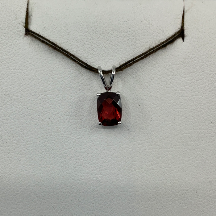 14kt White Gold lens cut Garnet Pendant