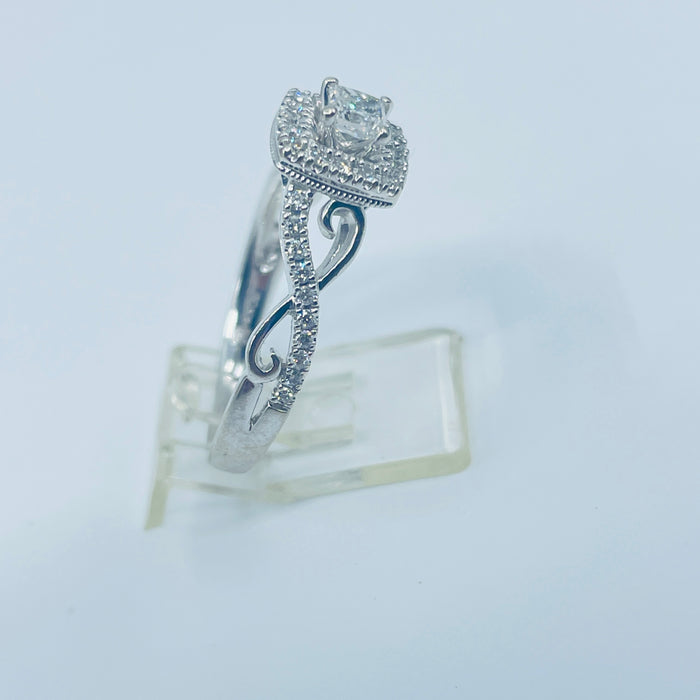 10kt White Gold 3/8ctw Halo Engagement Ring