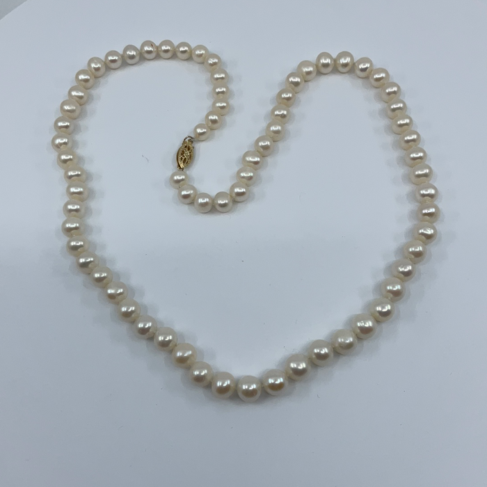 20” fw Pearl necklace