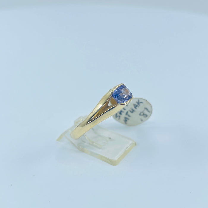 14kt Yellow Gold .87ct Purple Sapphire Ring