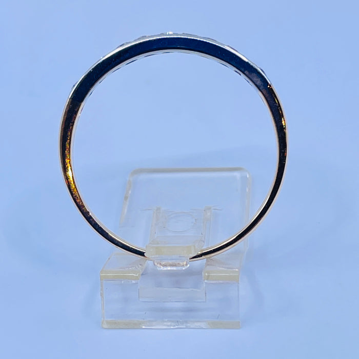 14kt TuTone Vintage 9 Diamond band