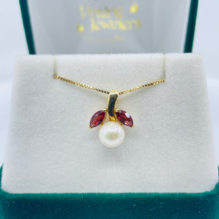 14kt Yellow Gold Pearl/Garnet pendant