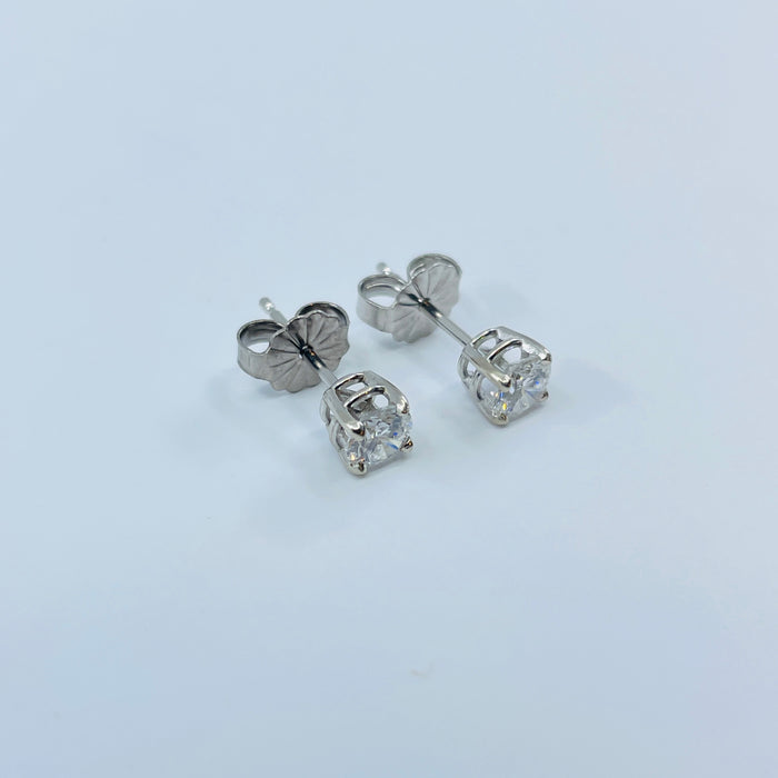 14kt White Gold .52ctw Diamond stud earrings