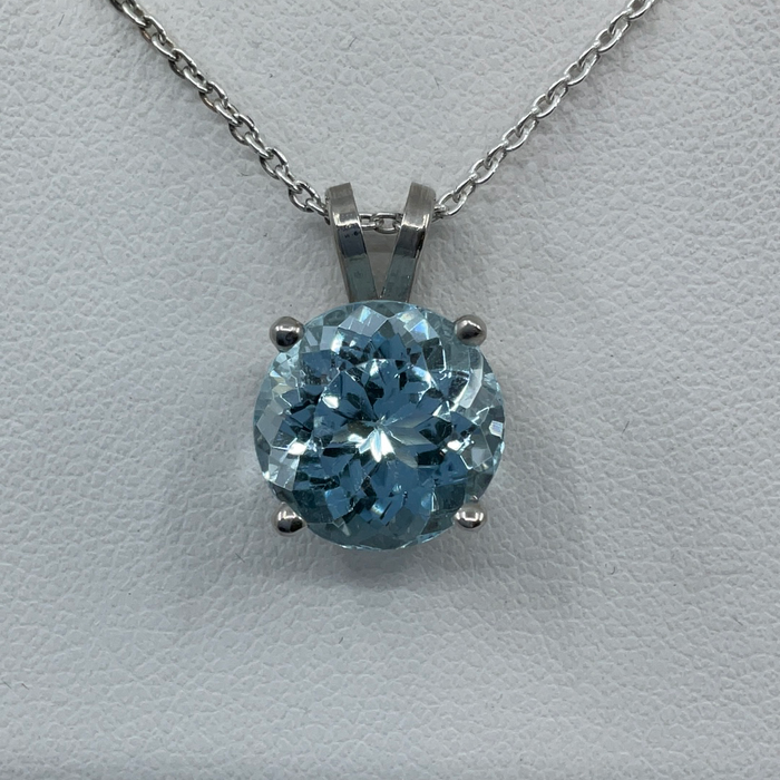 14kt White Gold 8.28ct round Blue Zircon pendant