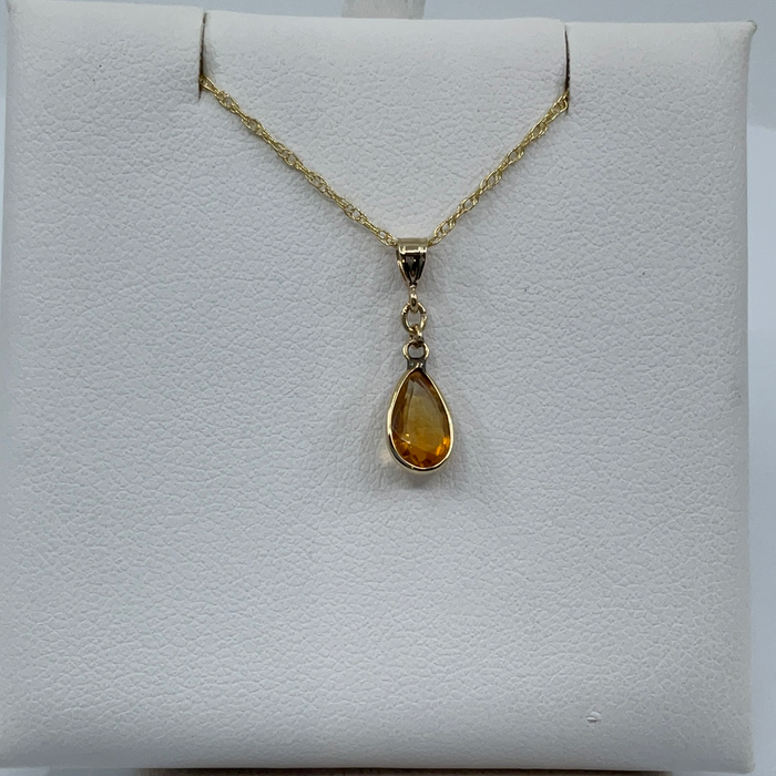 14kt Yellow Gold pear shaped citrine pendant