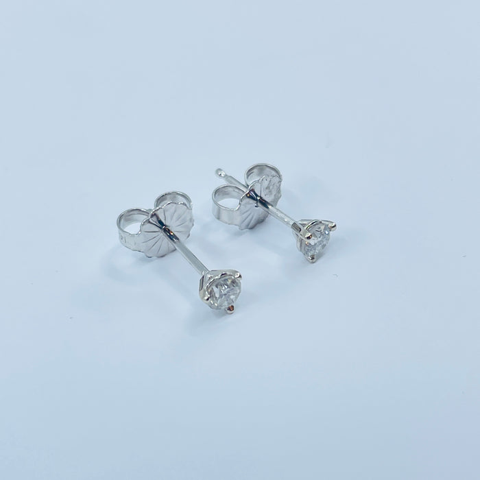 14kt White Gold 1/5ctw Diamond Stud Earrings