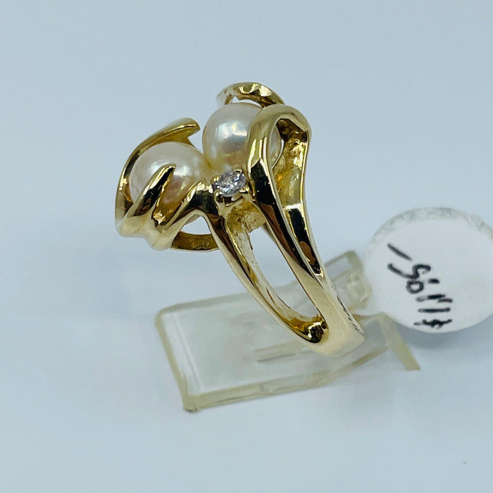14kt Yellow Gold 2 Pearl and Diamond free form Ring