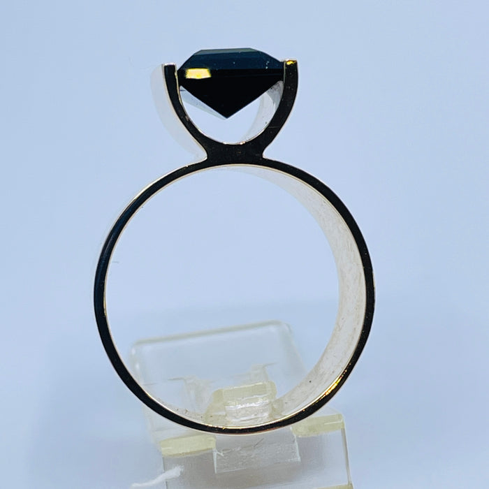 14kt Yellow Gold Onyx Ring