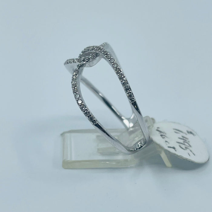 14kt White Gold open negative space Diamond Ring .26ctw