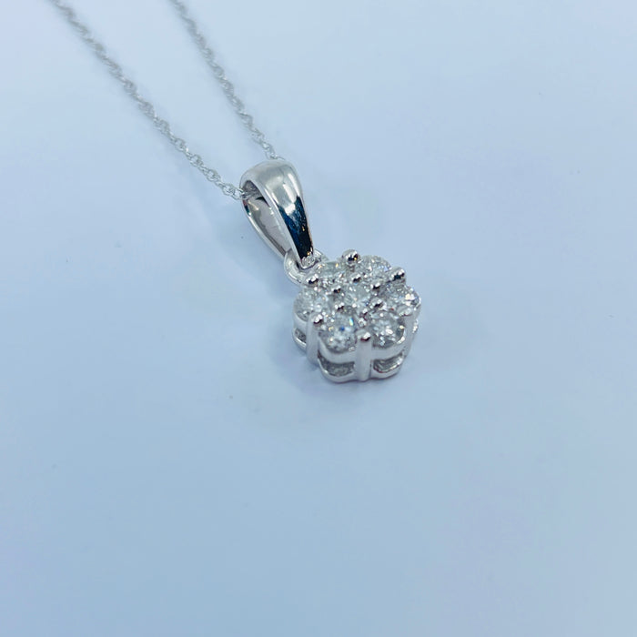 10kt White Gold 7 diamond .33ctw Cluster Pendant