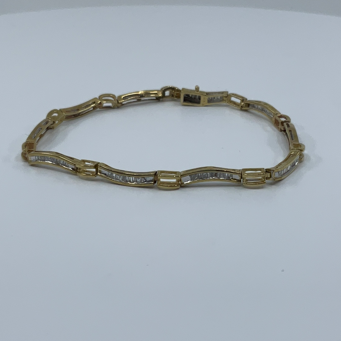 14kt Yellow Gold 1ctw diamond baguette Bracelet