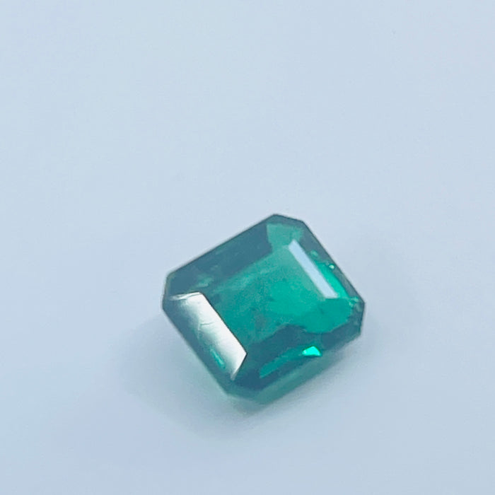 1.53ct  7.4 x 6.31mm Emerald set into a 14kt yellow gold mounting