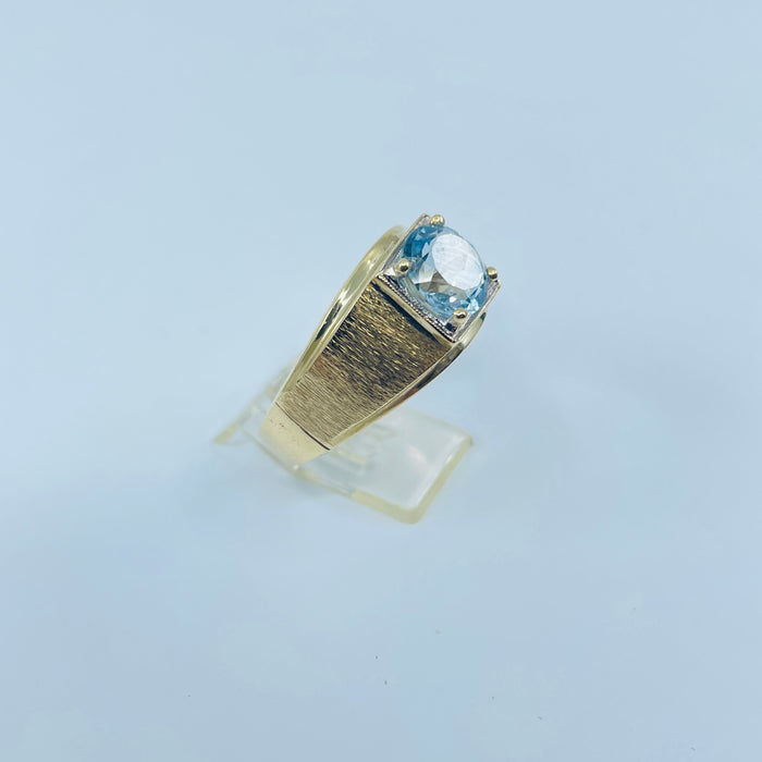 14kt Yellow Gold 2.20ct Aquamarine Mens ring