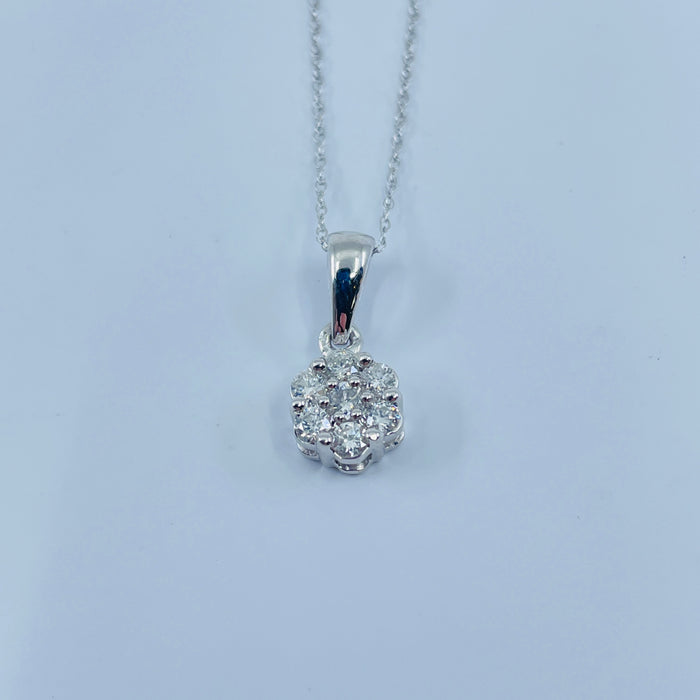 10kt White Gold 7 diamond .33ctw Cluster Pendant