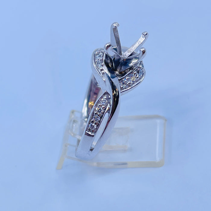 14kt White Gold Diamond engagement mounting