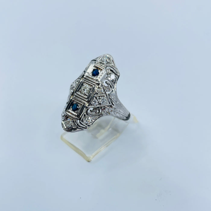 18kt White Gold vintage diamond and sapphire ring