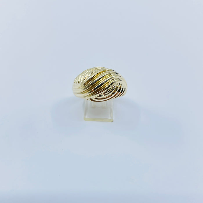 14kt Yellow Gold fashion ring