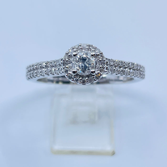 14kt White Gold Diamond halo ring