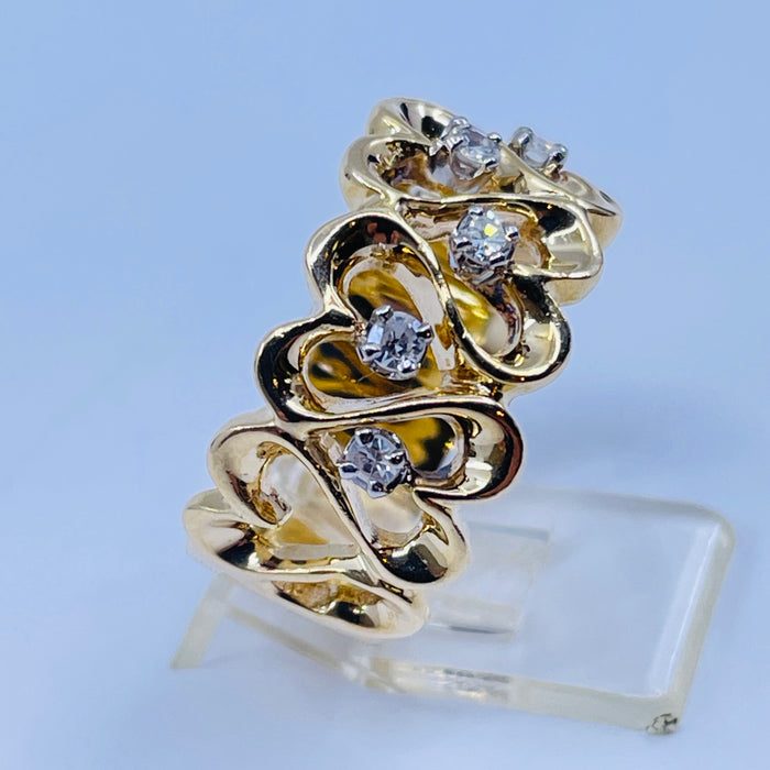 14kt Yellow Gold 5 Diamond ❤️ Ring